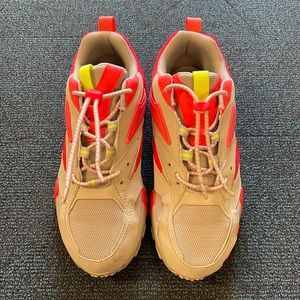 Reebok - AZTREK DOUBLE MIX TRIAL
